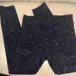 Lululemon Floral Patterned Leggings